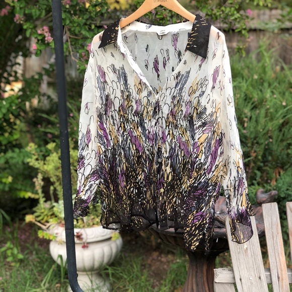 NICOLA Tops - Nicola sheer pattern top